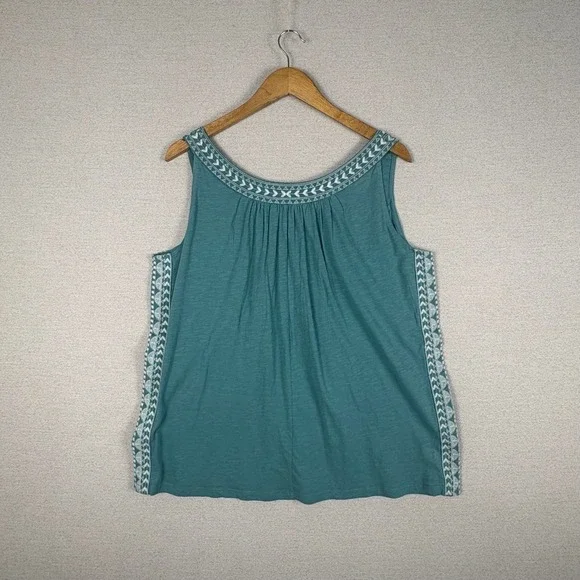 Sundance Teal Embroidered Sleeveless Tank - Picture 2 of 11